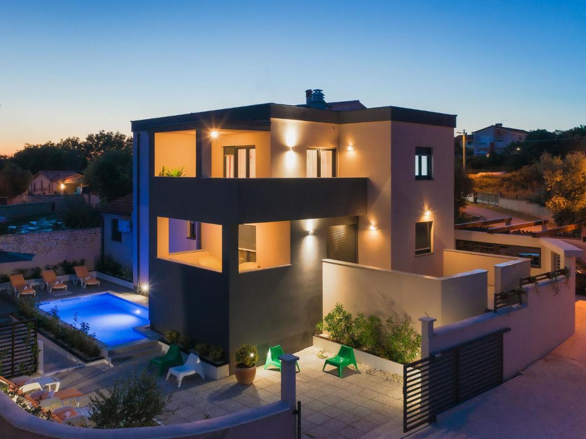 Villa Noemi By Interhome Liznjan Bagian luar foto